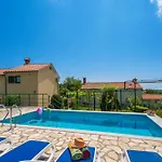 別荘 Teodora, An Ideal Hideaway For Families And Friends