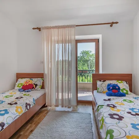 Hébergement de vacances Teodora, An Ideal Hideaway For Families And Friends *